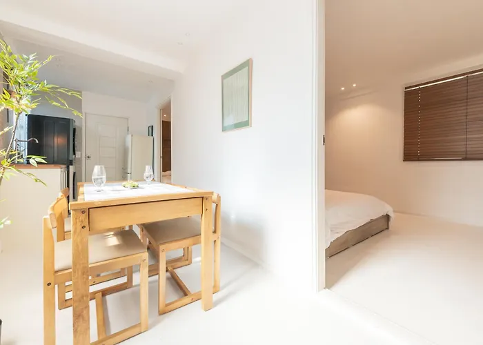 #10-minute Walk From Seongsu #new Seongsu #2 Bedrooms #3 Beds #sleeps Up To 6 Seúl