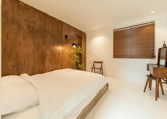 #10-minute Walk From Seongsu #new Seongsu #2 Bedrooms #3 Beds #sleeps Up To 6 Villa *