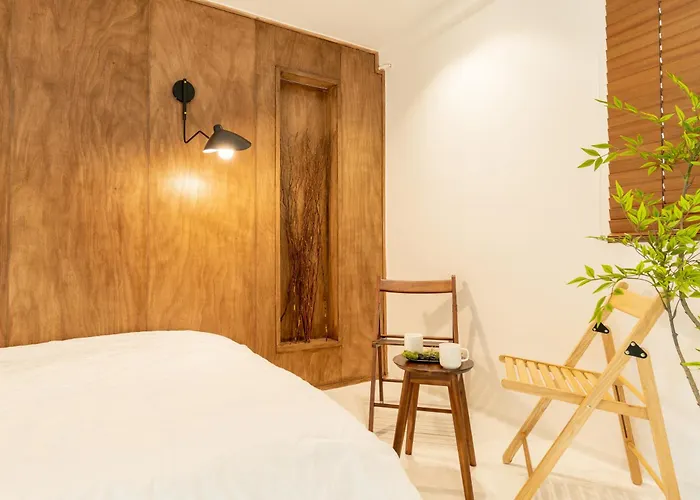 #10-minute Walk From Seongsu #new Seongsu #2 Bedrooms #3 Beds #sleeps Up To 6